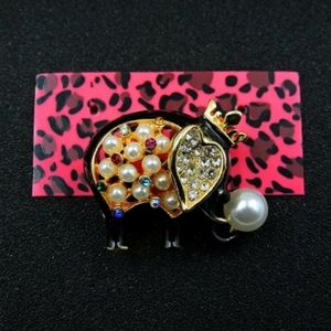 NWOT-Black Rhinestone, Elephant Pearl Crown Brooch